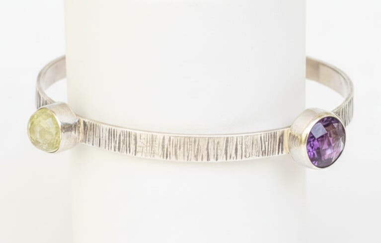 MULTI STONE BANGLE