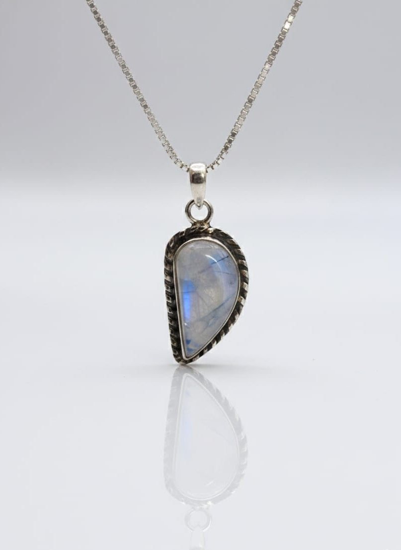 RAINBOW PENDANT