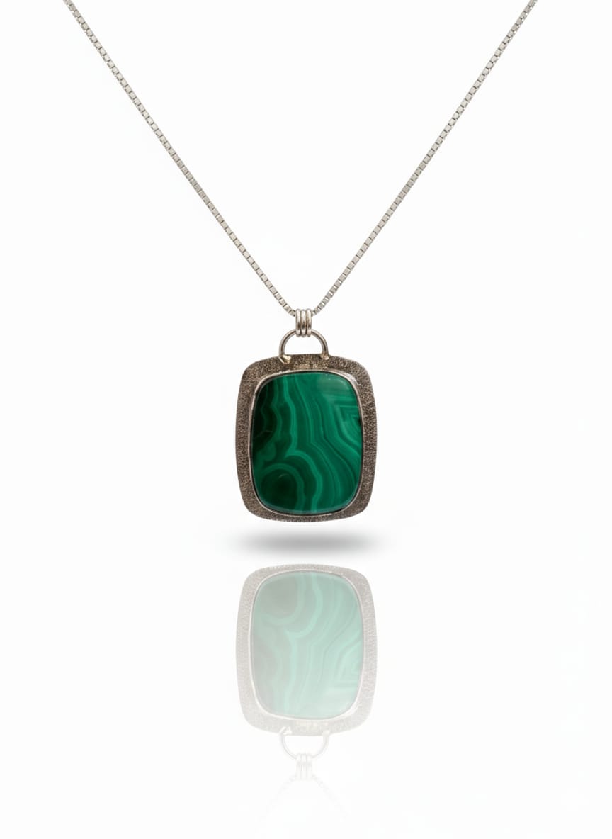 MALACHITE PENDANT