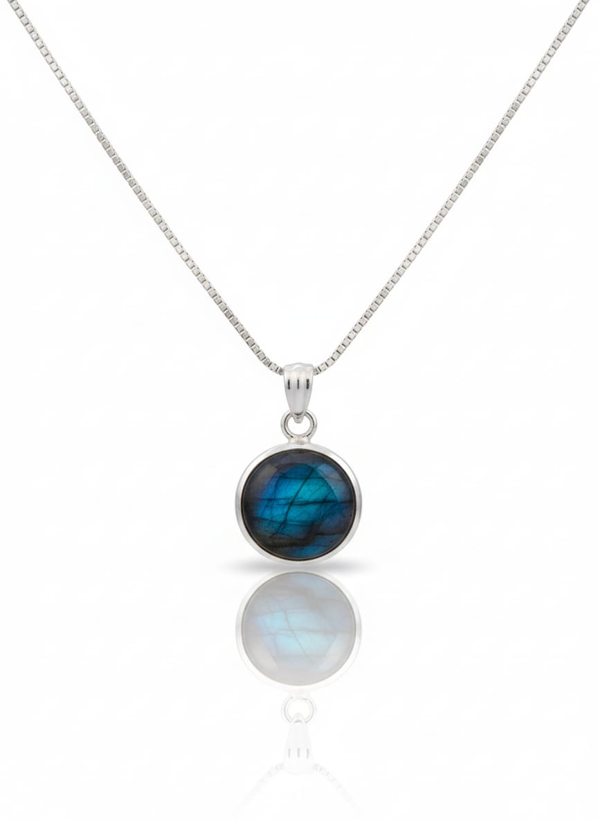 LABRADORITE PENDANT