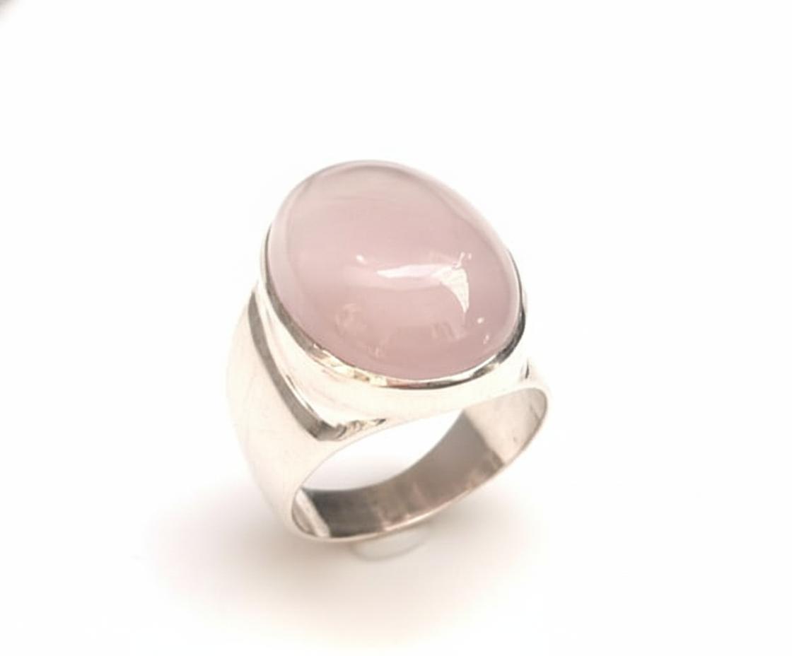 ROSE QUATS RING