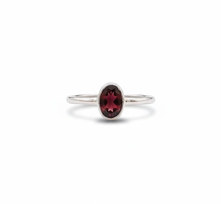 GARNET RING