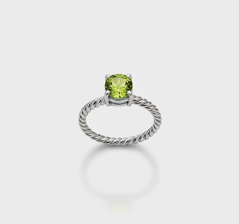 PERIDOT RING
