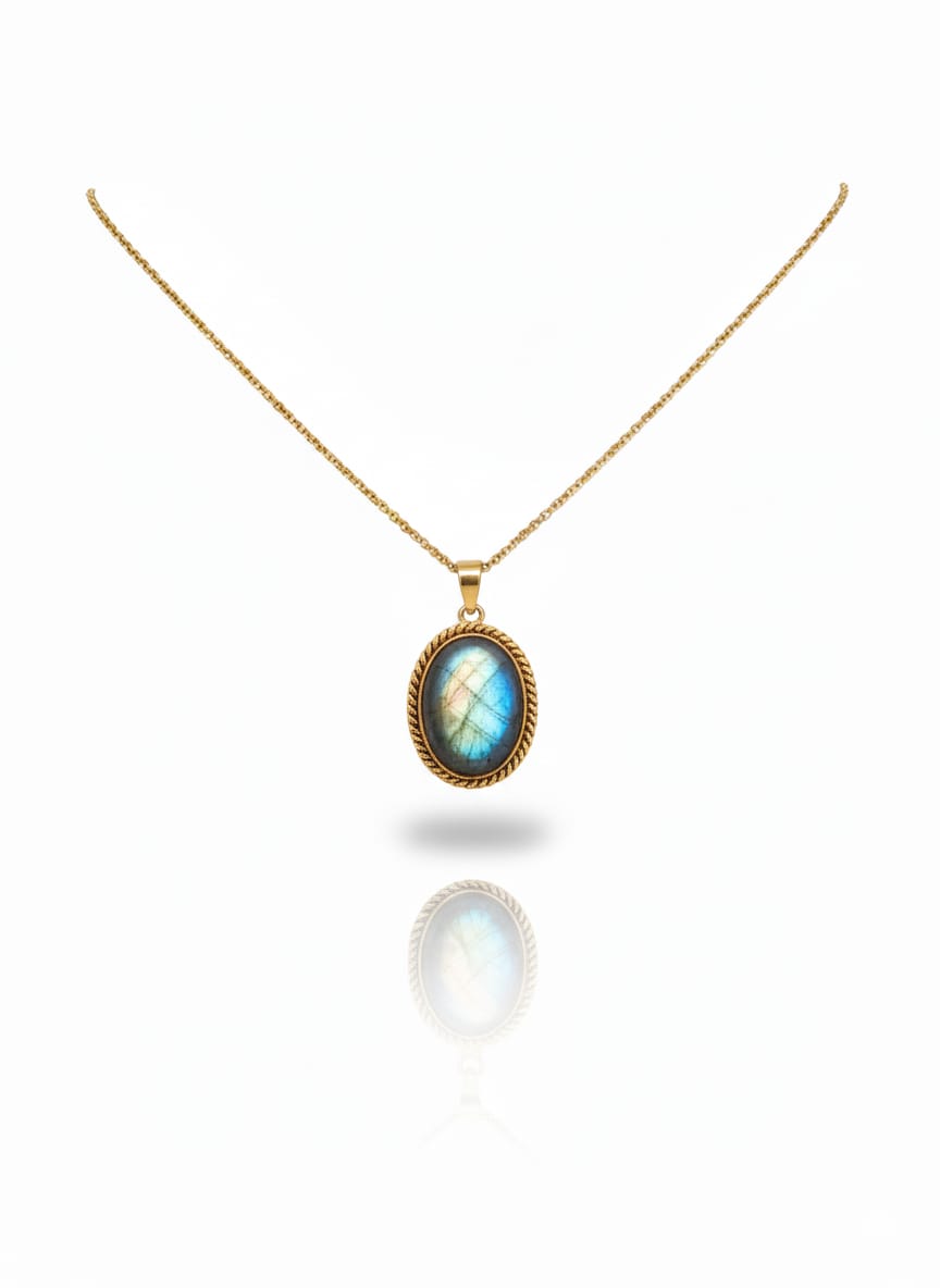 LABRADORITE PENDANT