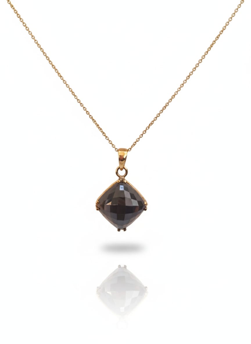 SMOKY PENDANT
