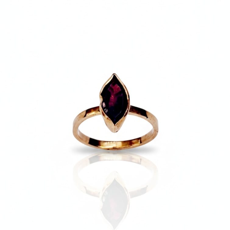 GARNET RING