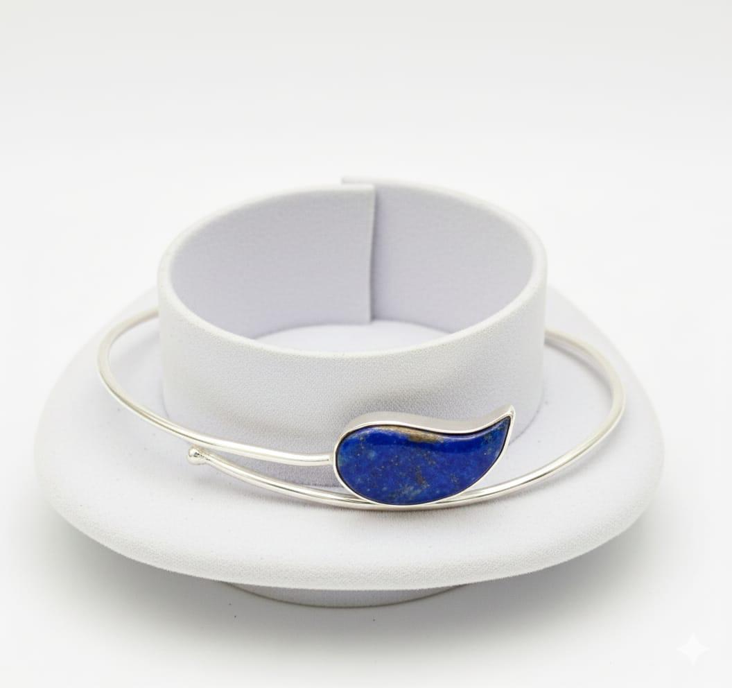 LAPIS CUFF