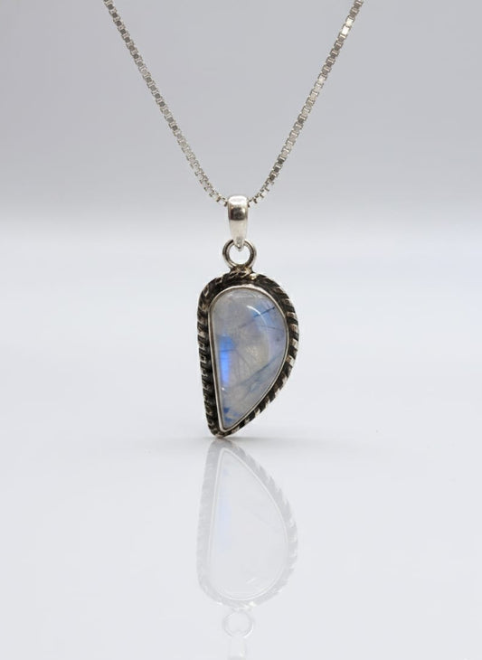 RAINBOW PENDANT