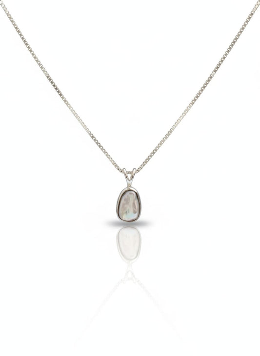 PEARL PENDANT