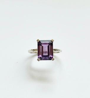 AMETHYST RING