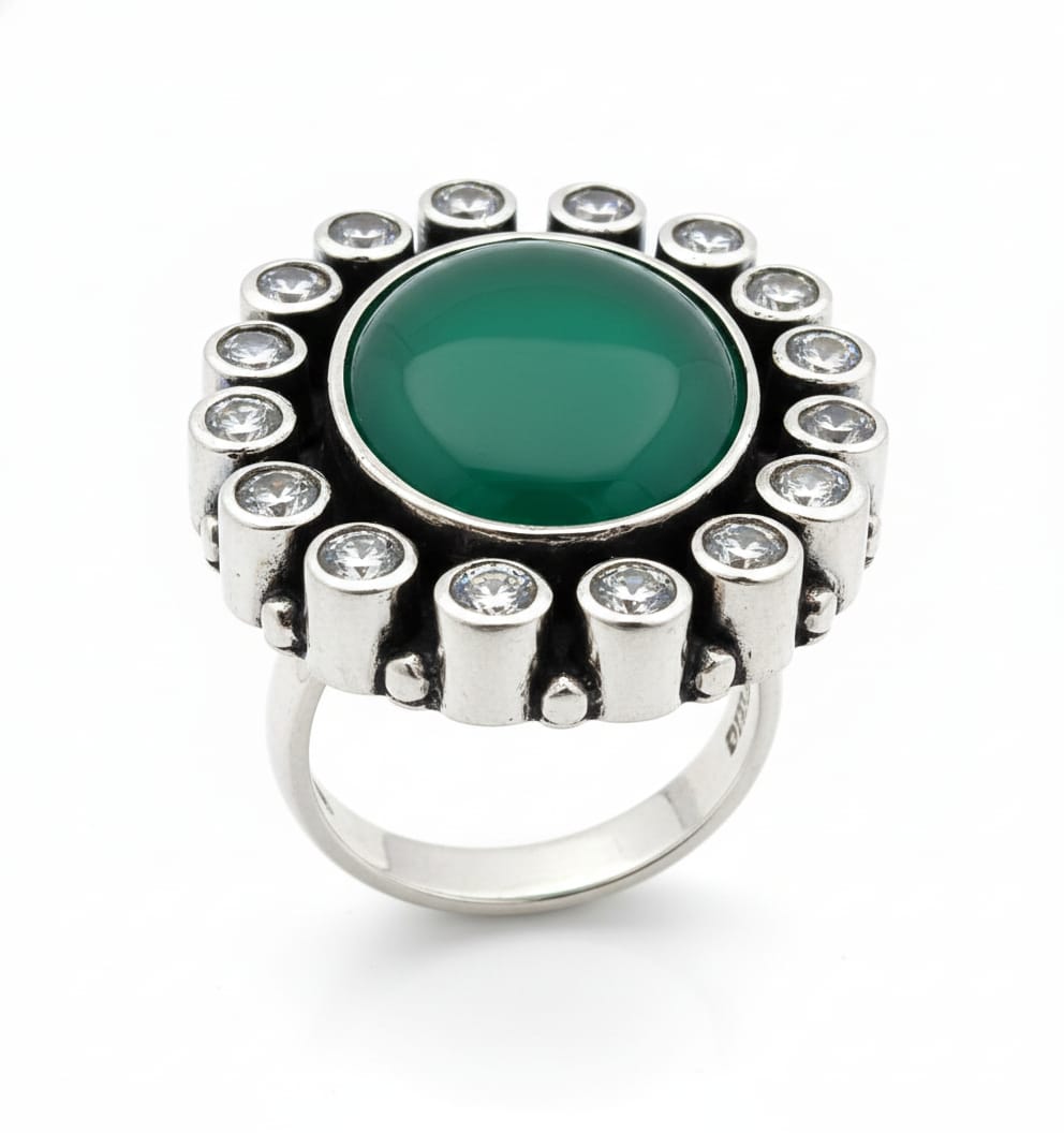 GREEN ONYX RING