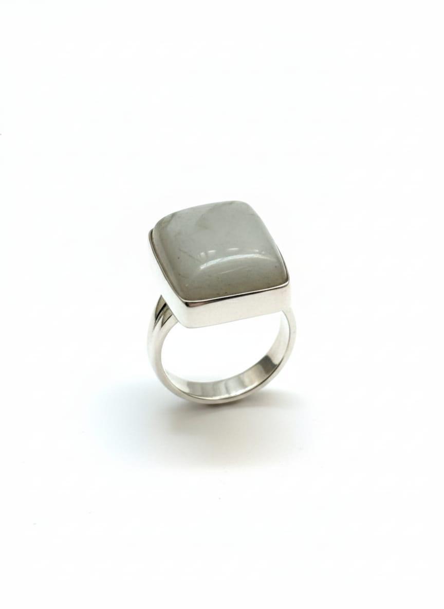 MOONSTONEONE RING