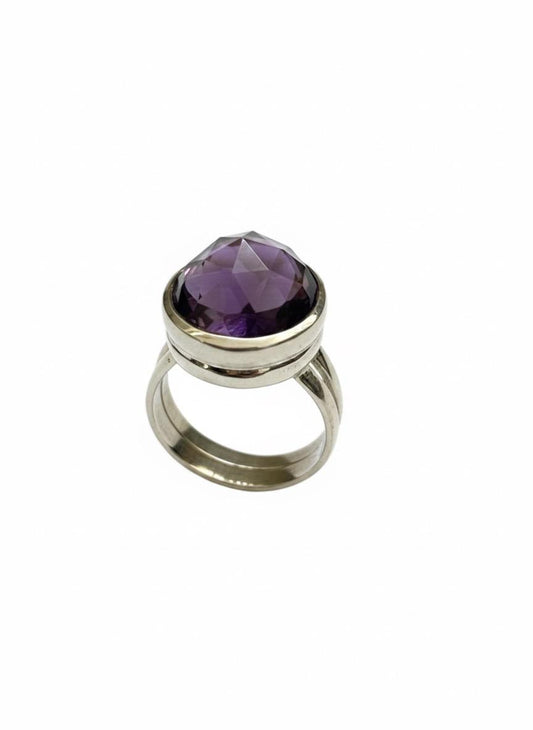 AMETHYST RING