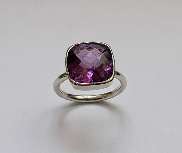 AMETHYST RING