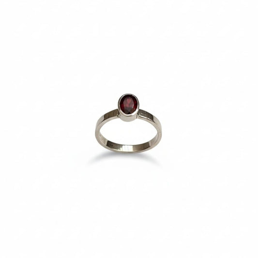 GARNET RING