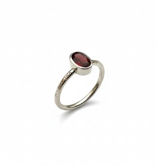 GARNET RING