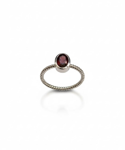 GARNET RING