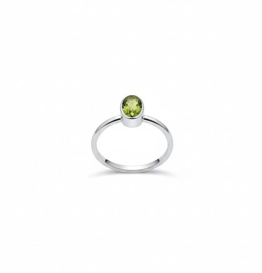 PERIDOT RING