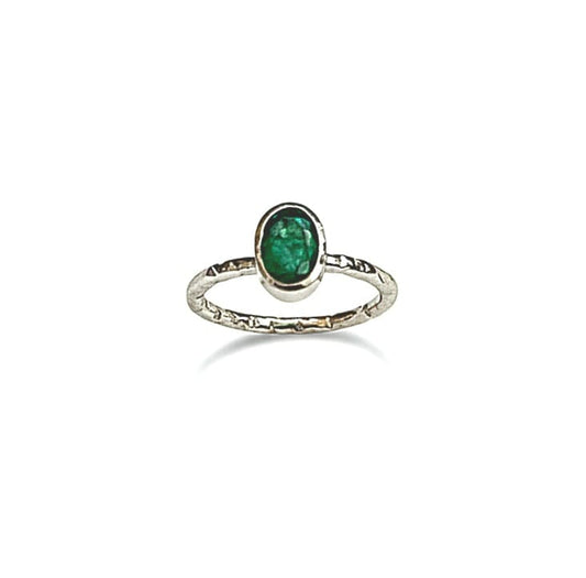 EMERALD RING