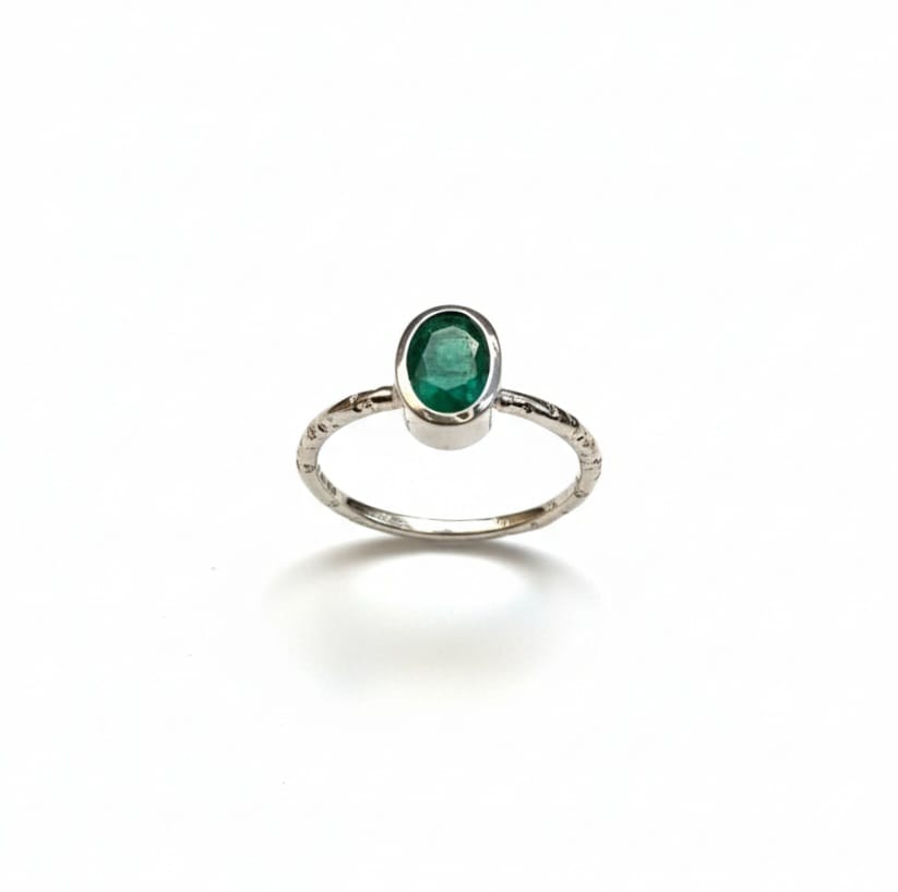 EMERALD RING