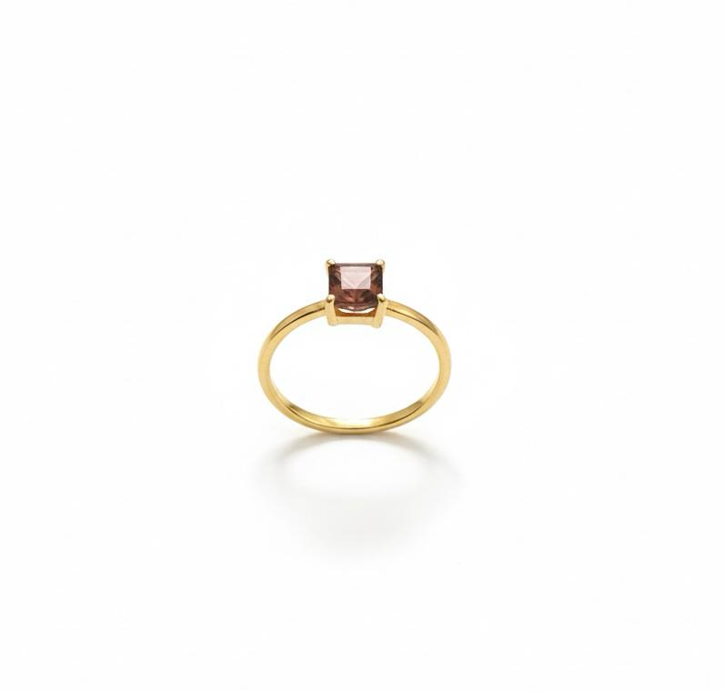 GARNET RING