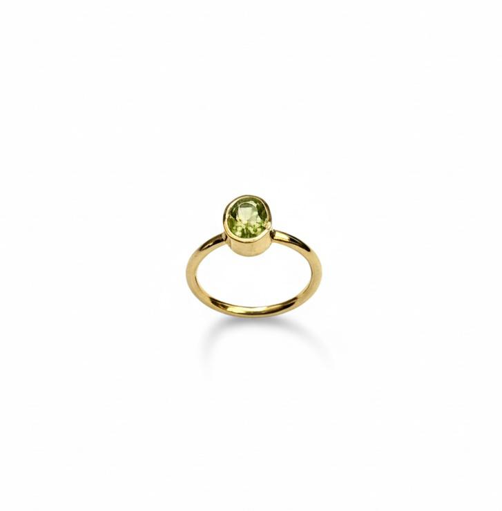 PERIDOT RING